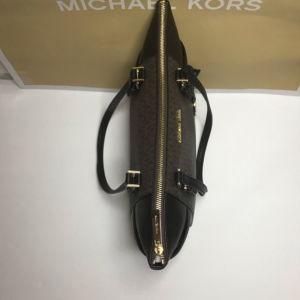MICHAEL KORS CHARLOTTE LARGE TOP ZIP TOTE - Picture 6 of 13